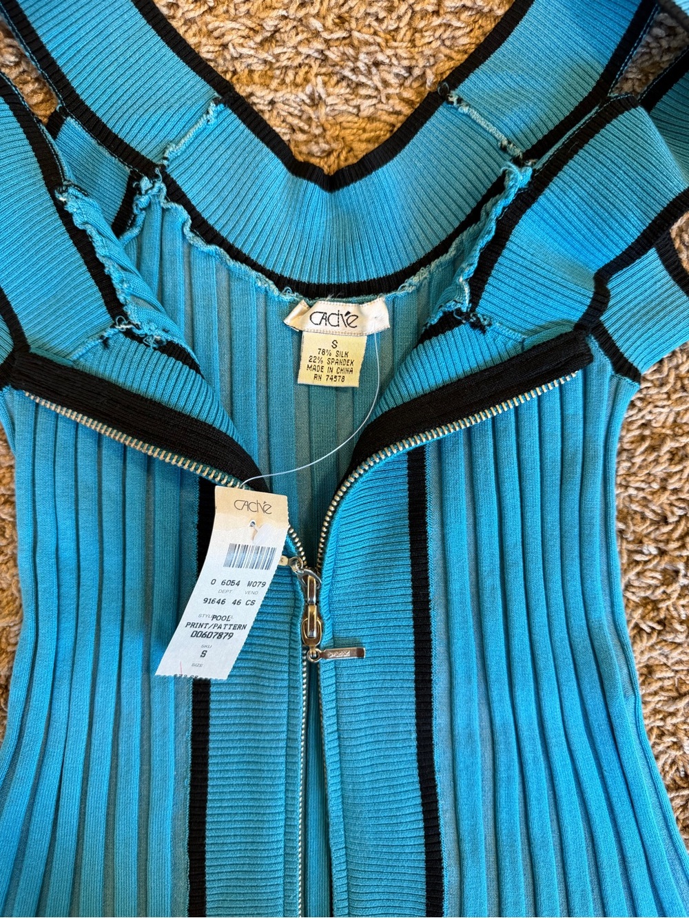 Cache Turquoise Ribbed Zip-Front Tank with Black Trim - Picture 3 of 5